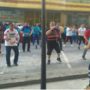 Asyik, Lihat Elly Lasut Goyang Zumba