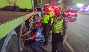 Polisi Razia Parkir Liar Kendaraan