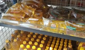 Harga Minyak Goreng di Manado Tembus Rp20 Ribu
