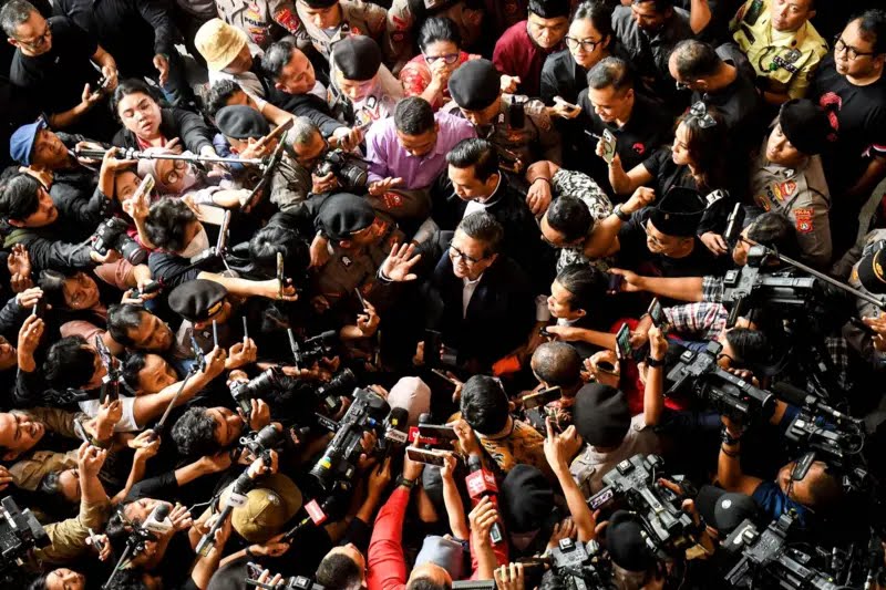 Hakim Vonis Sekjen PDIP Hasto Kristianto 3,5 Tahun Penjara
