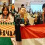Zach, Veronica Makalew dan Kenny Bawa Emas Catur dari China