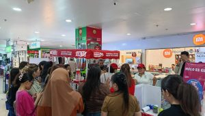 Grand Opening Mico Es Cup: Ratusan Cup Ludes dalam Sejam