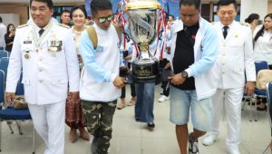 Sambut Kontingen Pesparawi Nasional Yang Ukir Sejarah Bawa Piala Bergilir Presiden ke Sulut, Gubernur Yulius: Bukti Kerja Keras dan Talenta Anak Daerah