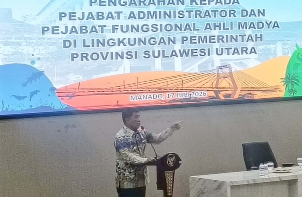 Berikan Pengarahan Kepada Pejabat Eselon III, Gubernur YSK Minta Tinggalkan Cara Kerja Monoton